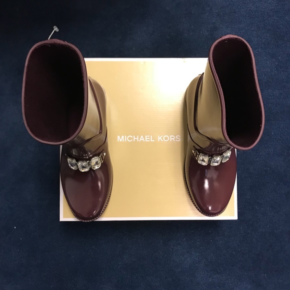 💕Host Pick💕 Adorable Michael Kors Rain Boots - Picture 2 of 7